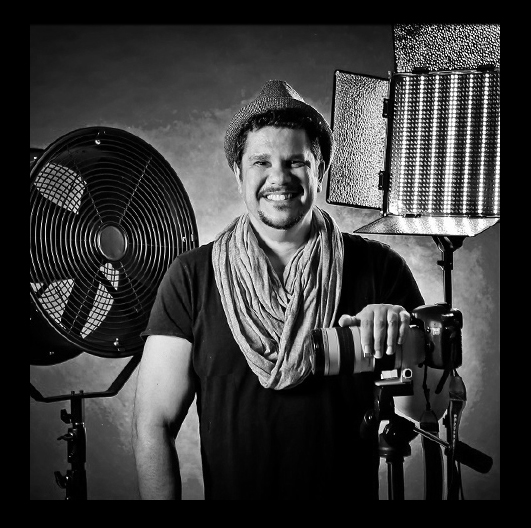 FOTOSTUDIO BASEL Fotoshooting Erlebnis Dominique Zahnd Reportagen Sport Fitness Events Tagung Seminar Business-Portrait, Business-Fotografie, Mitarbeiter-Bilder, Firmen-Portraits, Architektur Innendesign Werbung Business Portrait Mitarbeiter-Fotografie Firmenfeier Volkswagen Auto-Fotografie Reportagen Bewerbungsfotos, Portrait, Architektur, Events, Hochzeit, Werbung, Familienshooting. Fotograf Basel Baselland Aargau Bern Zürich Werbung